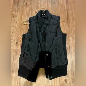 Lorna Jane puffer vest